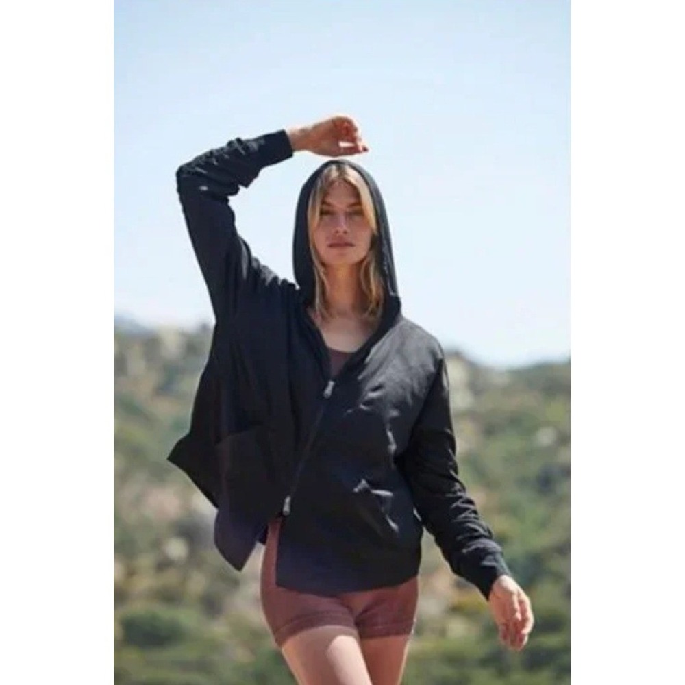 Free People Movement Solid Run‎ Wild Jacket Black Activewear Athleisure Small